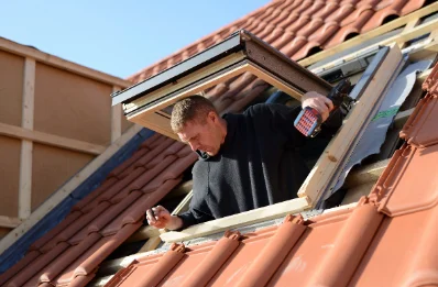 Pose de fenêtres de toit Velux à Sallenôves